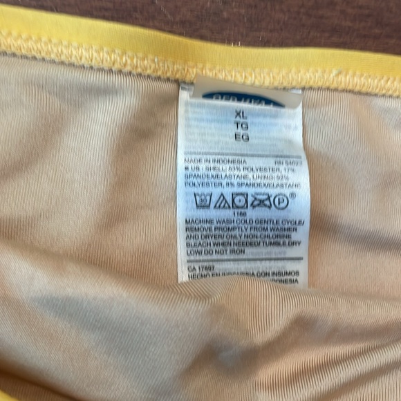 Old Navy watermelon print bikini - Picture 4 of 7